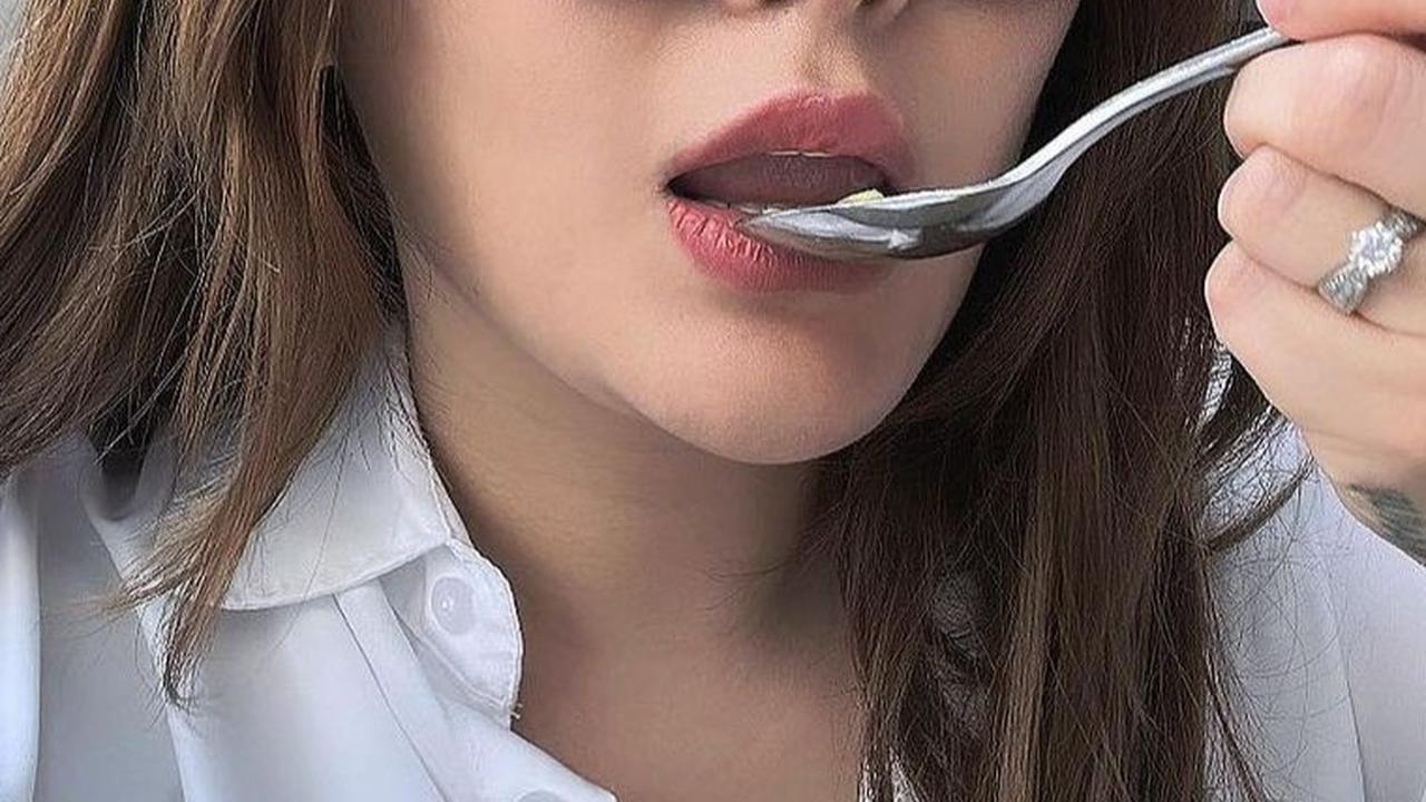 Selebgram Angela Lee Diperiksa atas Kasus TPPU Sindikat Narkoba Fredy Pratama