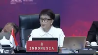 Menlu Retno Marsudi ketika menyampaikan pidato pembukaan untuk menyambut delegasi G20 dalam pertemuan tingkat Menteri Luar Negeri (Foreign Ministers' Meeting) pada Jumat (8/7/2022). (Youtube/MOFA Indonesia)