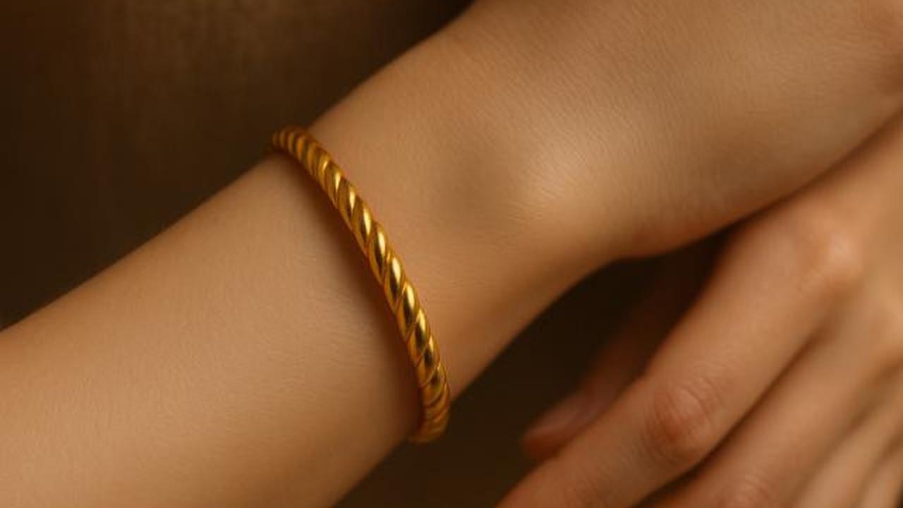 8 Inspirasi Gelang Emas 12 Gram 24 Karat Model Klasik Lilit, Desain Elegan dan Cocok untuk Investasi