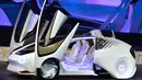 Concept-i didesain di Toyota CALTY Design Research di California, berkolaborasi dengan Toyota Innovation Hub di San Francisco untuk pengembangan teknologi terkini, CES, Las Vegas, Rabu (4/1). (AFP PHOTO / Frederic)