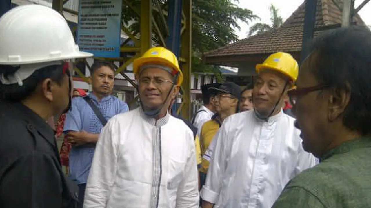 Dahlan Iskan  inspeksi ke pabrik gula di Jember