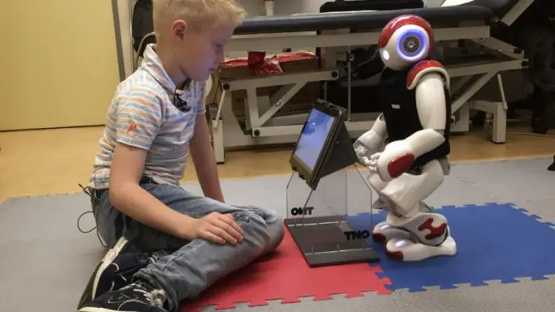 Charile, Robot Pintar Pendamping Anak Diabetes