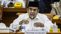 Menteri Agama Fachrul Razi saat Rapat Kerja dengan Komisi VIII DPR di Jakarta, Selasa (8/9/2020). Fachrul Razi menyatakan tidak tahu jika pernyataannya soal radikalisme masuk masjid melalui anak muda yang menguasai bahasa Arab dan good looking akan menjadi konsumsi publik. (Liputan6.com/Johan Tallo)