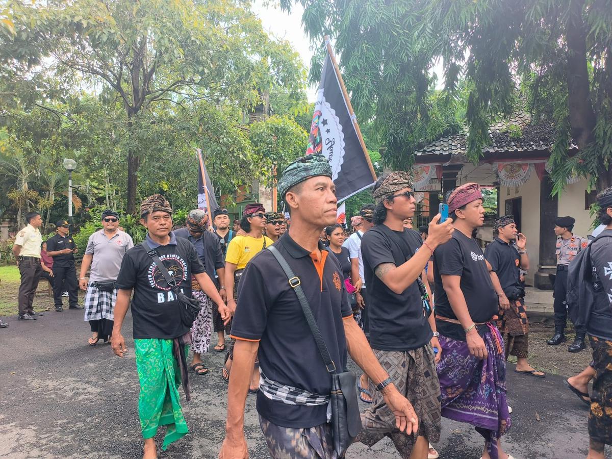 demo driver di Bali tolak ojek online