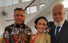 6 Tampilan Anggun Krisdayanti dalam Balutan Kebaya Tradisional, Bisa Jadi Inspirasi Fashion Anda