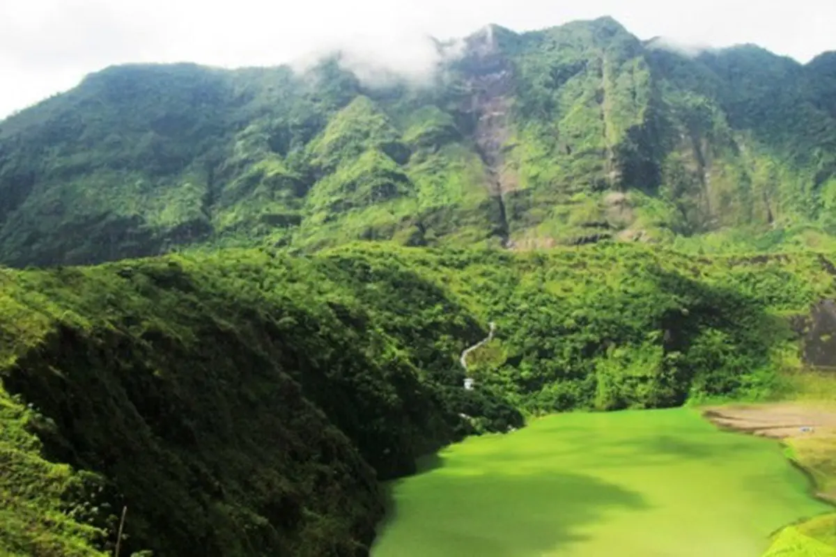 Kawah Gunung Galunggung