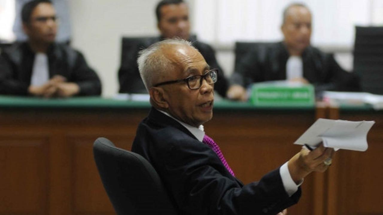Hakim tolak eksepsi OC Kaligis terkait kasus suap PTUN Medan