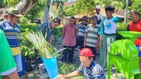 PT Kalbe Farma Tbk (Kalbe) terus menunjukkan komitmennya dalam meningkatkan kualitas hidup Masyarakat. Salah satu kegiatan yang dilakukan adalah melalui program pemberdayaan masyarakat di Desa Boto, Baturetno, Wonogiri, Jawa Tengah.