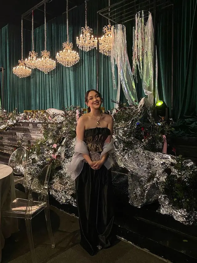 7 Inspirasi Outfit Bridesmaid Non Hijab yang Fashionable dari Enzy Storia hingga Maudy Ayunda