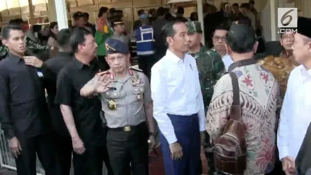 Presiden Jokowi langsung terbang ke Surabaya mendengar teror bom di Surabaya. Rentetan teror bom itu terjadi di tiga gereja di Surabaya pada Minggu 13 Mei 208 pagi.