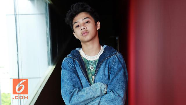 [Bintang] Bastian Steel