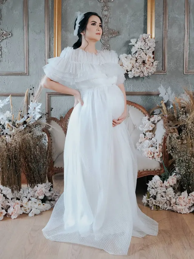 Potret 6 Artis Berdarah Bali Pamer Baby Bump, Mahalini Semakin Pancarkan Pesona