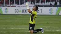 Kiper Persija, Shahar Ginanjar, merayakan kemenangan atas Persela pada laga Liga 1 di SUGBK, Jakarta, Selasa (20/11). Persija menang 3-0 atas Persela. (Bola.com/Vitalis Yogi Trisna)