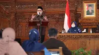 Wagub, Jateng Taj Yasin Maimoen saat menghadiri kegiatan Pelantikan Pengurus Santri Gayeng Nusantara Kabupaten Klaten di Pendapa Kabupaten Klaten(Foto : Humas Pemprov Jateng)