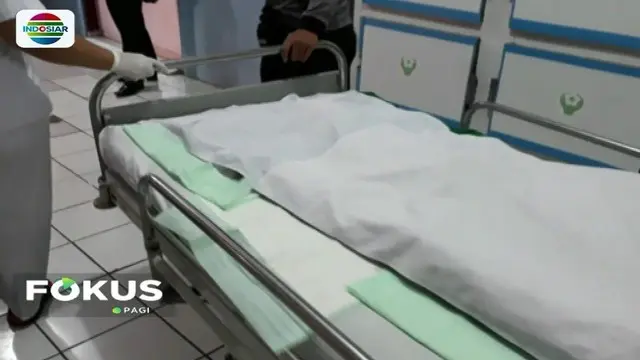 Hampir sebulan dirawat di rumah sakit, bocah berusia 10 tahun yang dibakar ibu kandungnya di Manado, Sulawesi Utara, akhirnya meninggal dunia.