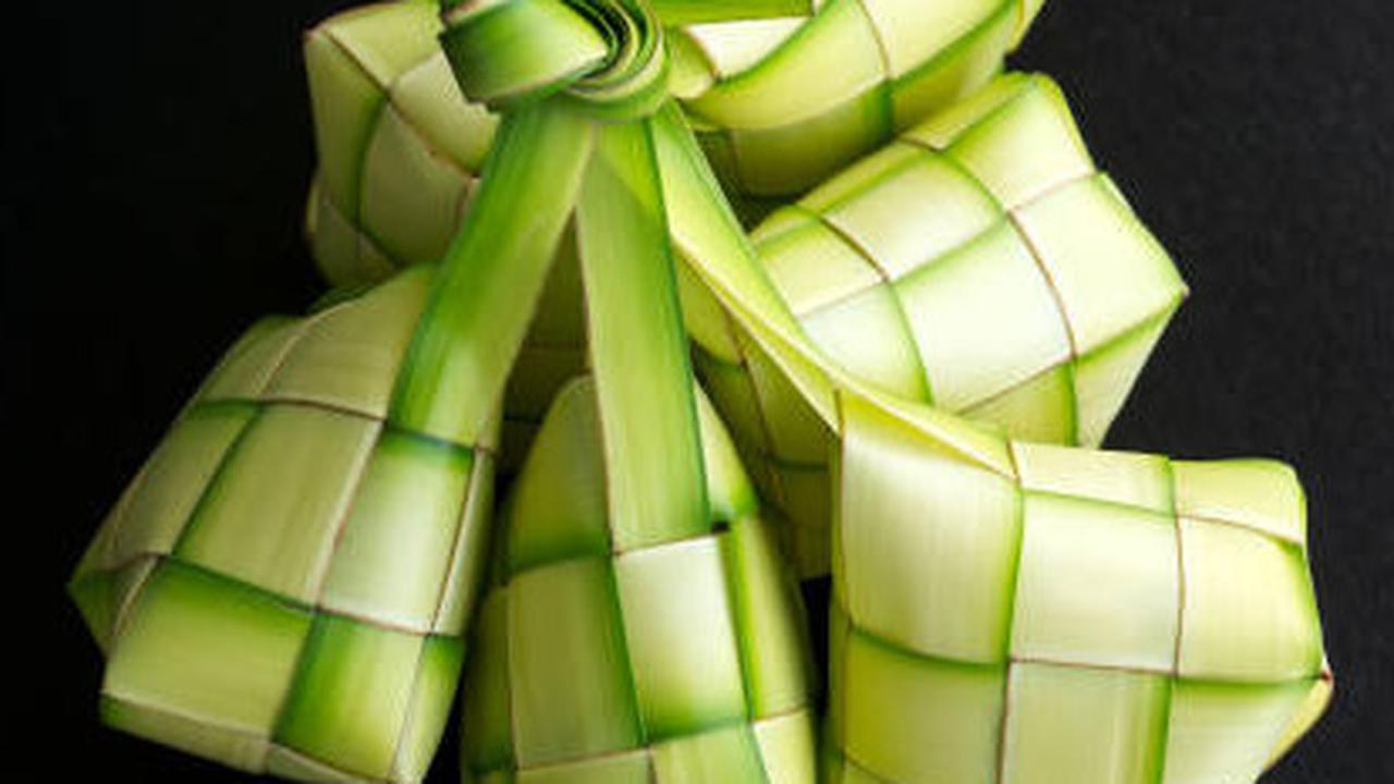 ilustrasi tellasan topak ketupat lebaran/freepik
