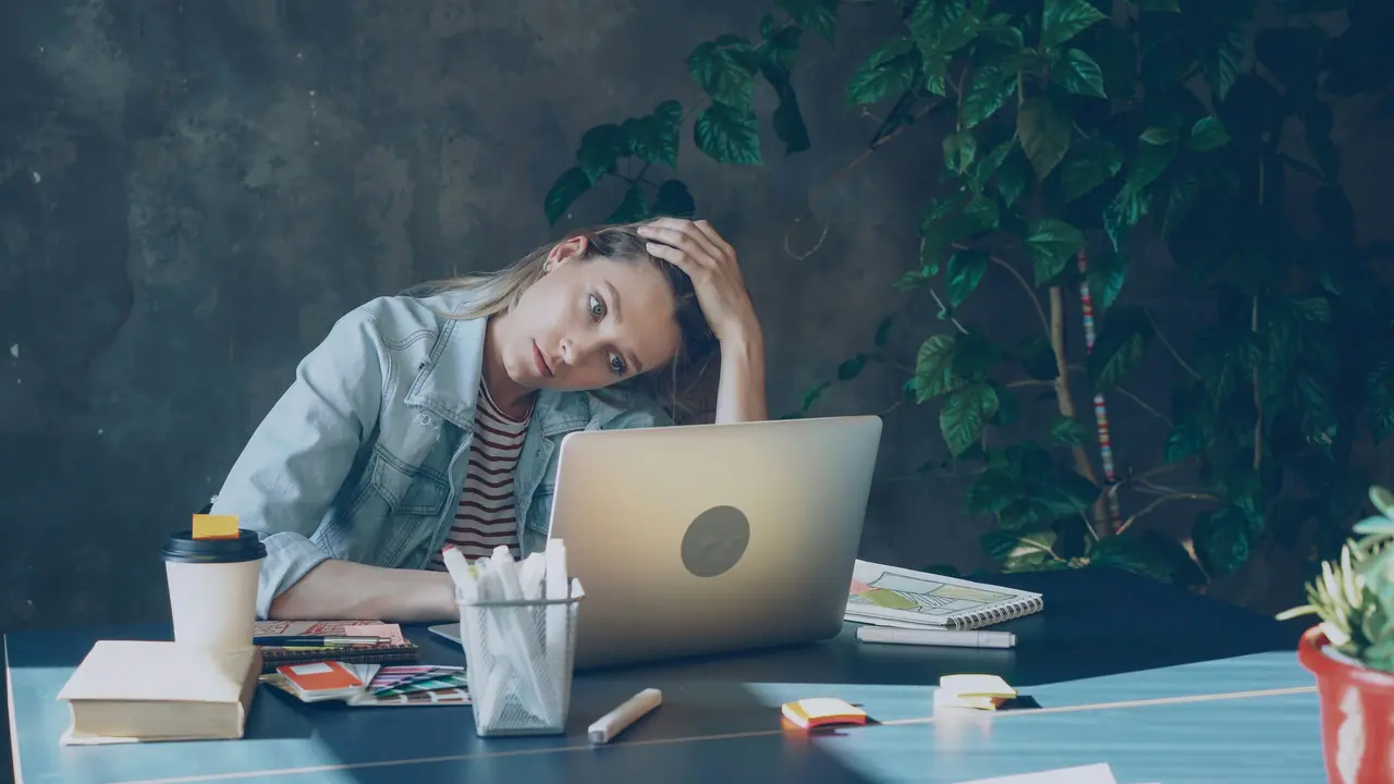 Terlalu Lama Duduk? Waspada, 5 Penyakit Ini Bisa Mengintaimu [Dok/unspash.com]