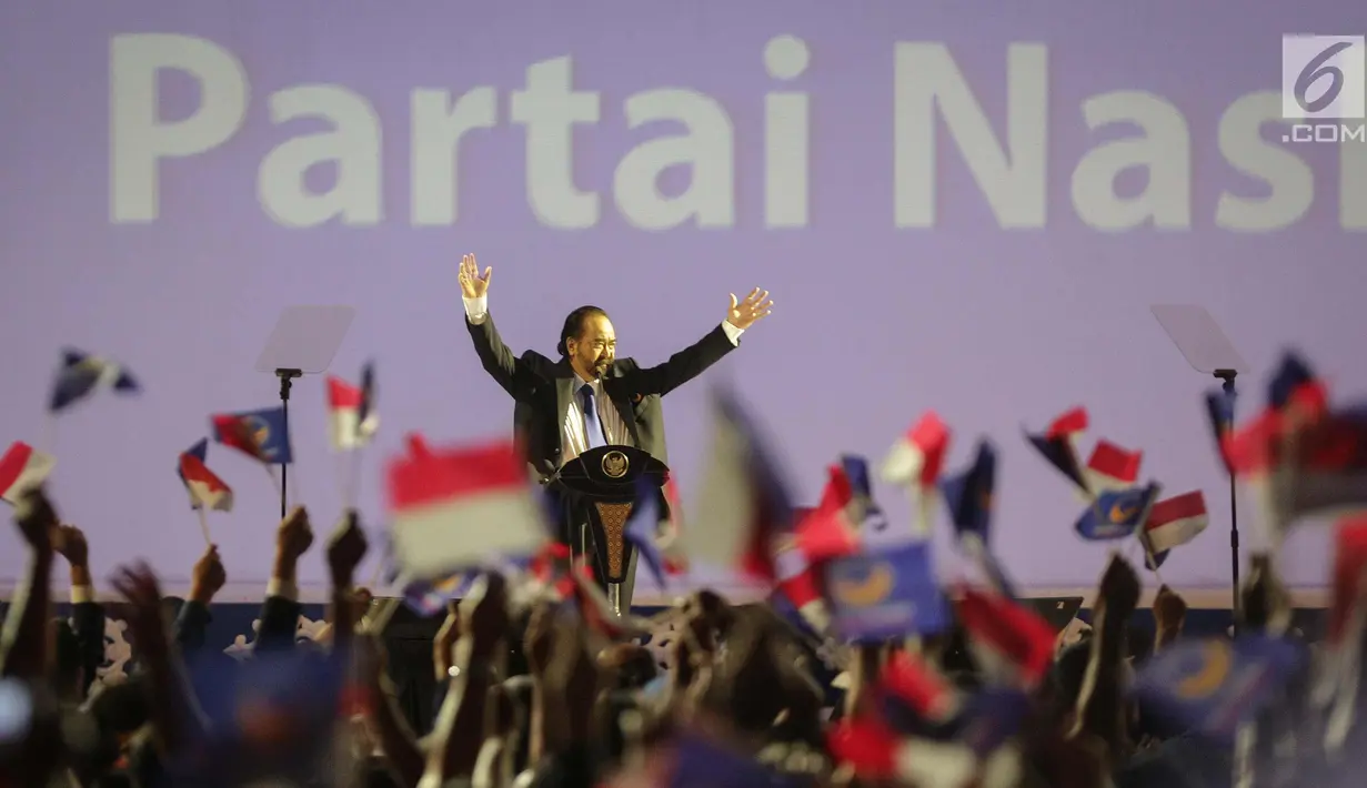 Ketum Partai Nasdem, Surya Paloh memberi pidato saat Rapat Kerja Nasional (Rakernas) IV Partai Nasdem di JIExpo Kemayoran, Jakarta Pusat, Rabu (15/11). Acara ini juga sekaligus sebagai peringatan HUT ke-6 Partai Nasdem. (Liputan6.com/Faizal Fanani)