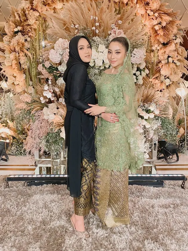 6 Momen Pertunangan Nikita Willy dan Indra Priawan, Digelar Tertutup