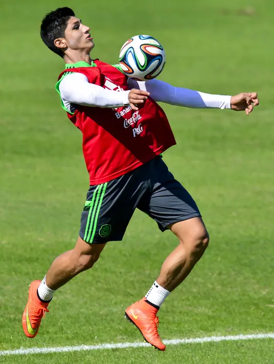 Kota kelahiran Alan Pulido, Tamaulipas memang dikenal dengan tingkat kriminalitasnya yang tinggi. Kepolisian setempat tengah mengumpulkan informasi tentang keberadaan pemain yang sudah mencatat 6 caps dan 4 gol di timnas Meksiko itu. (Yuri CORTEZ/AFP)