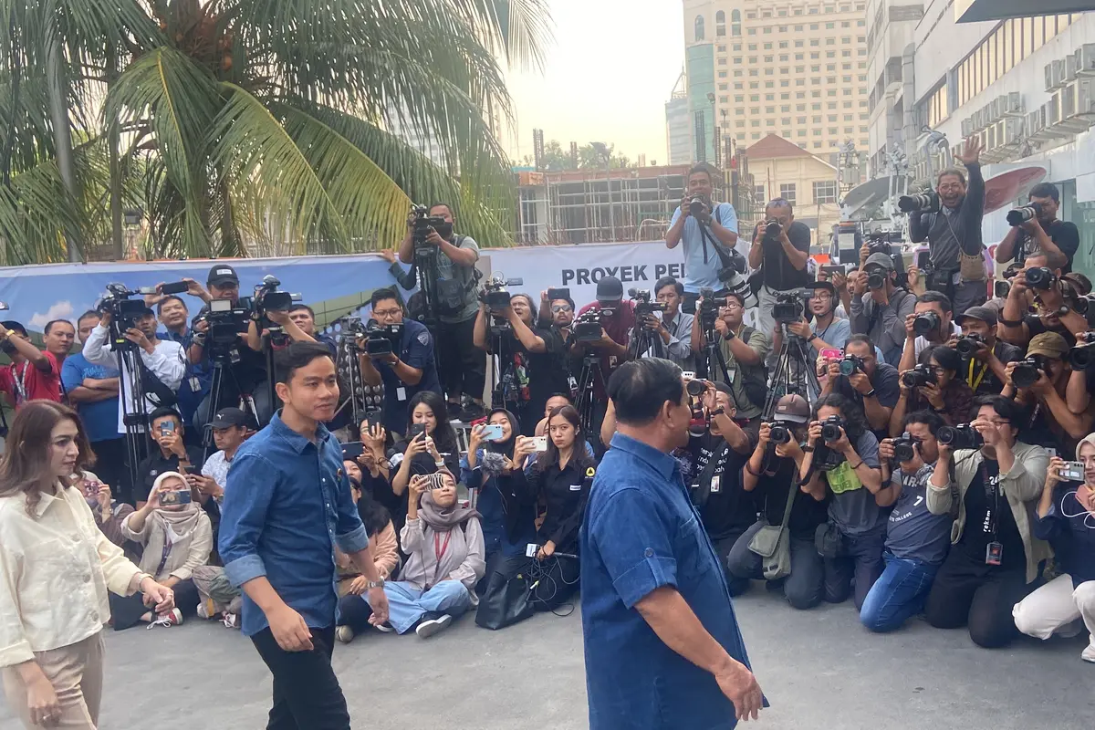 Pasangan calon presiden dan wakil presiden Prabowo Subianto dan Gibran Rakabuming Raka jalani tes kesehatan di RSPAD Gatot Soebroto Jakarta, Kamis (26/10/2023).