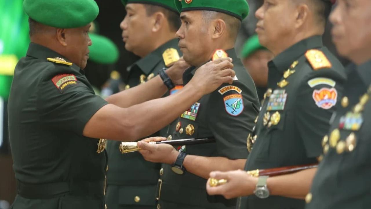 FOTO: Wakasad Pimpin Sertijab Jabatan Strategis TNI AD