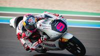 Veda Ega Pratama pada kualifikasi Moto3 Brasil 2026. (Honda Team Asia)