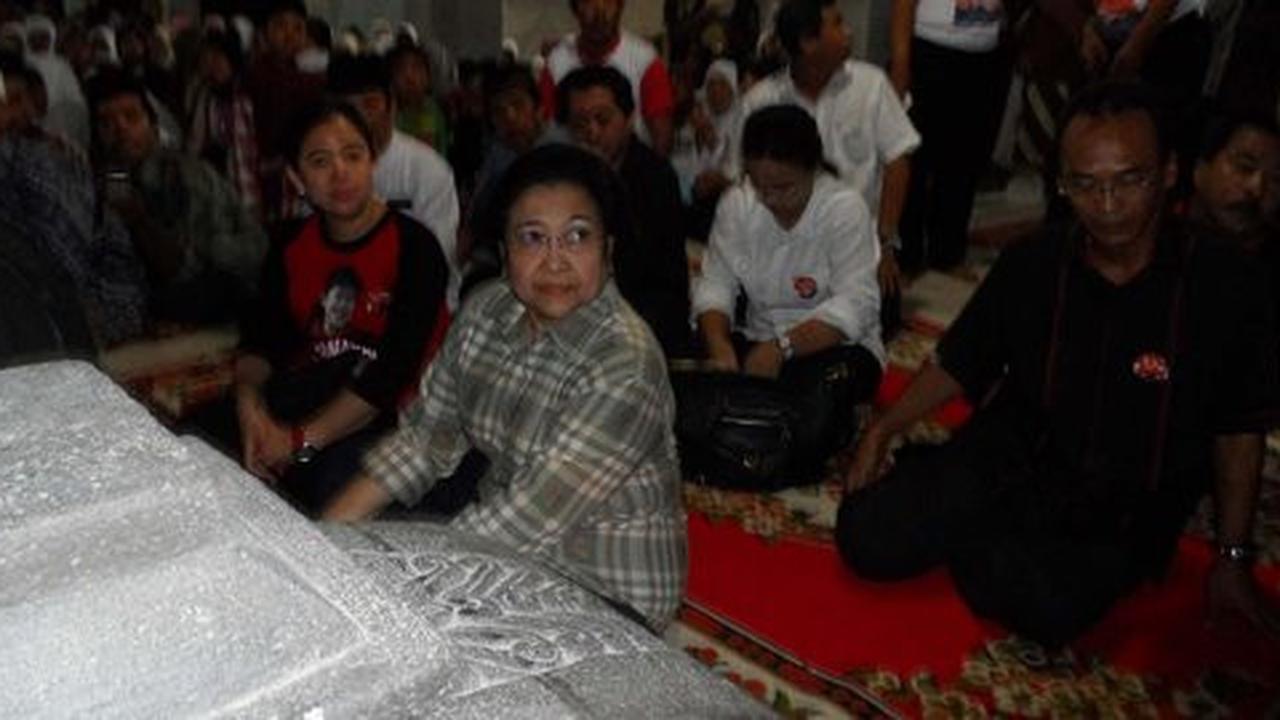 Demi PDIP, Megawati sering ziarah Makam Sunan Kalijaga