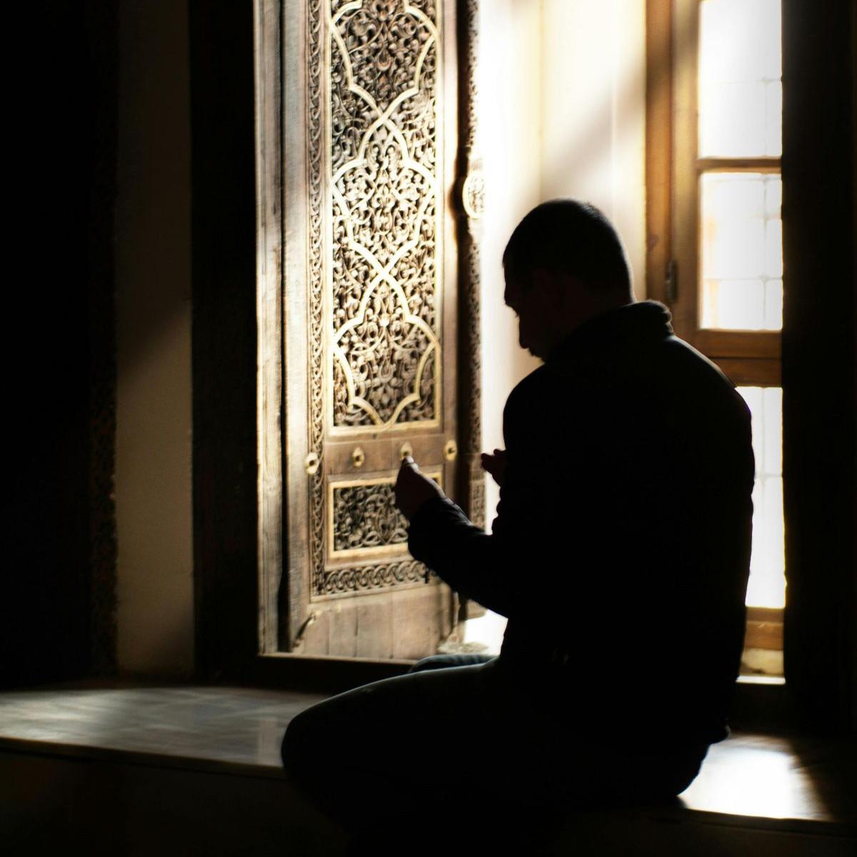 Bacaan Doa Bersyukur Atas Nikmat Allah, Perluas Rasa Syukur dengan Cara-Cara Ini