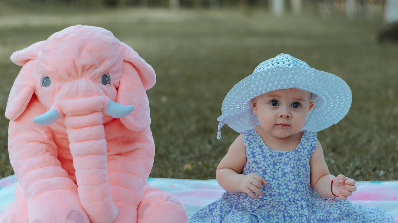 25 Nama Cantik dan Anggun Bayi Perempuan Jawa yang Artinya Cerdas