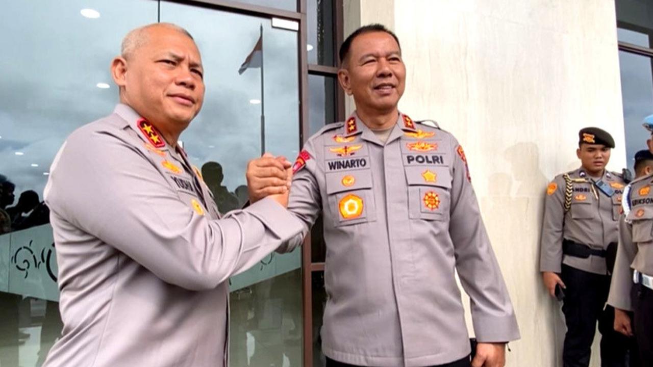 Anak Flexing Naik Jet Pribadi Hingga Jajan Rp1 Miliar, Kapolda Kalsel Irjen Rosyanto Belum Lapor LHKPN