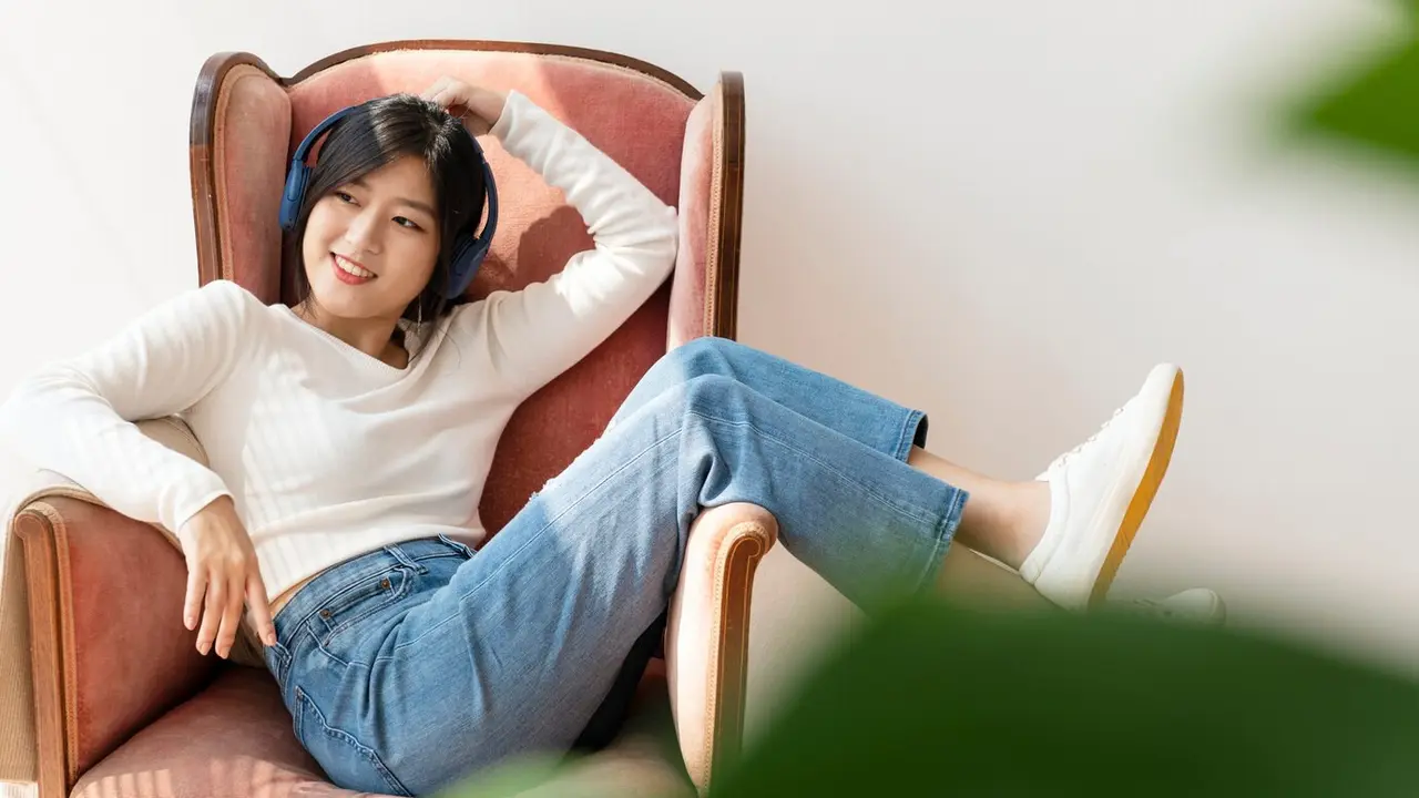 Tips Memilih Baju yang Nyaman Tapi Tetap Stylish untuk Aktivitas Seharian - 1