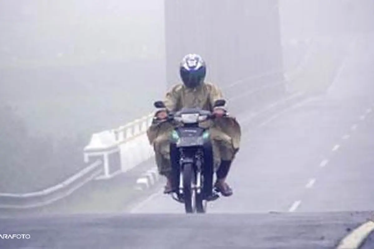 jalan-berkabut-140123b.jpg