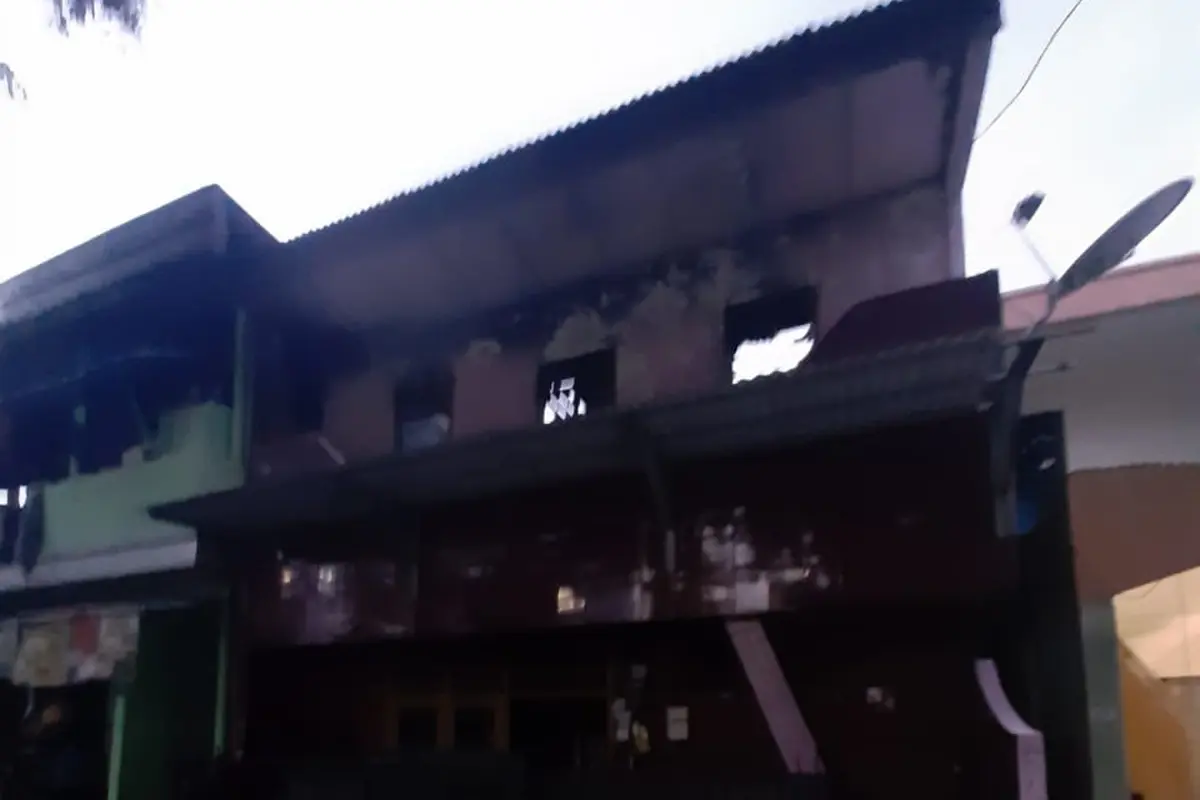Kebakaran terjadi di Jalan Inspeksi Kali Sunter, Kelapa Gading, Jakarta Utara pada Sabtu, 4 Oktober 2020 pagi. Kebakaran itu terjadi pukul 05.24 WIB.