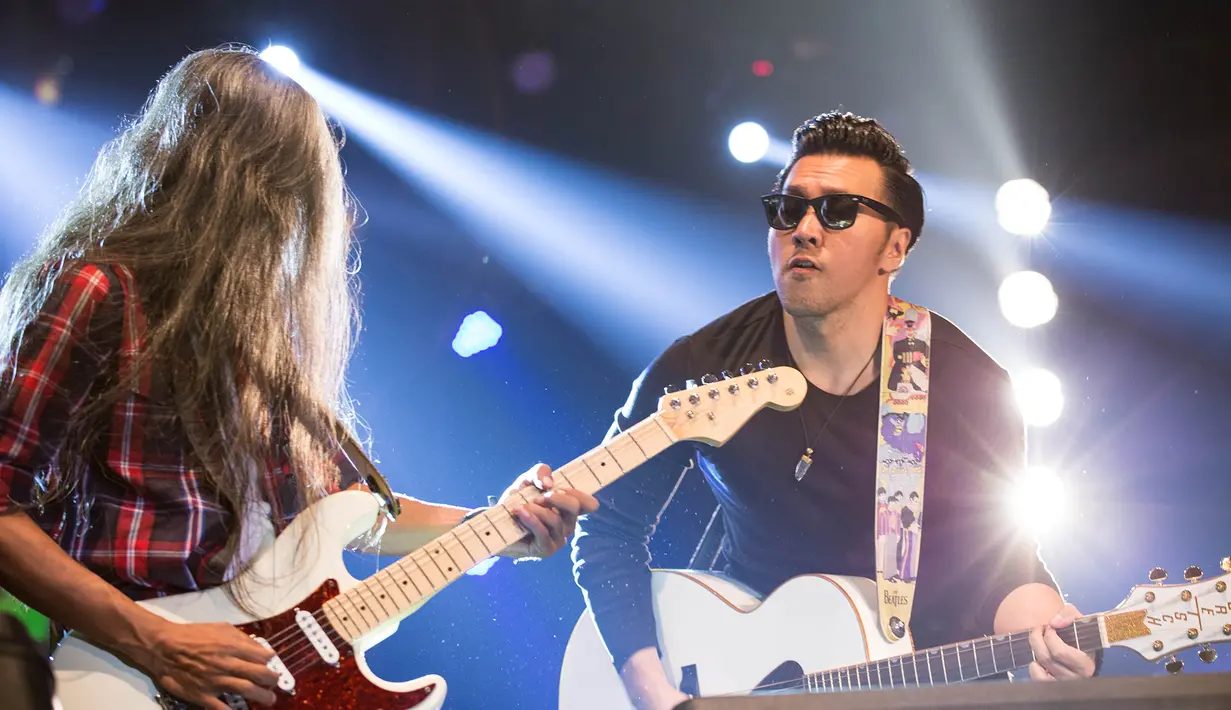 Aksi penuh semangat David dan Jarwo. (Dezmond Manullang/Bintang.com)