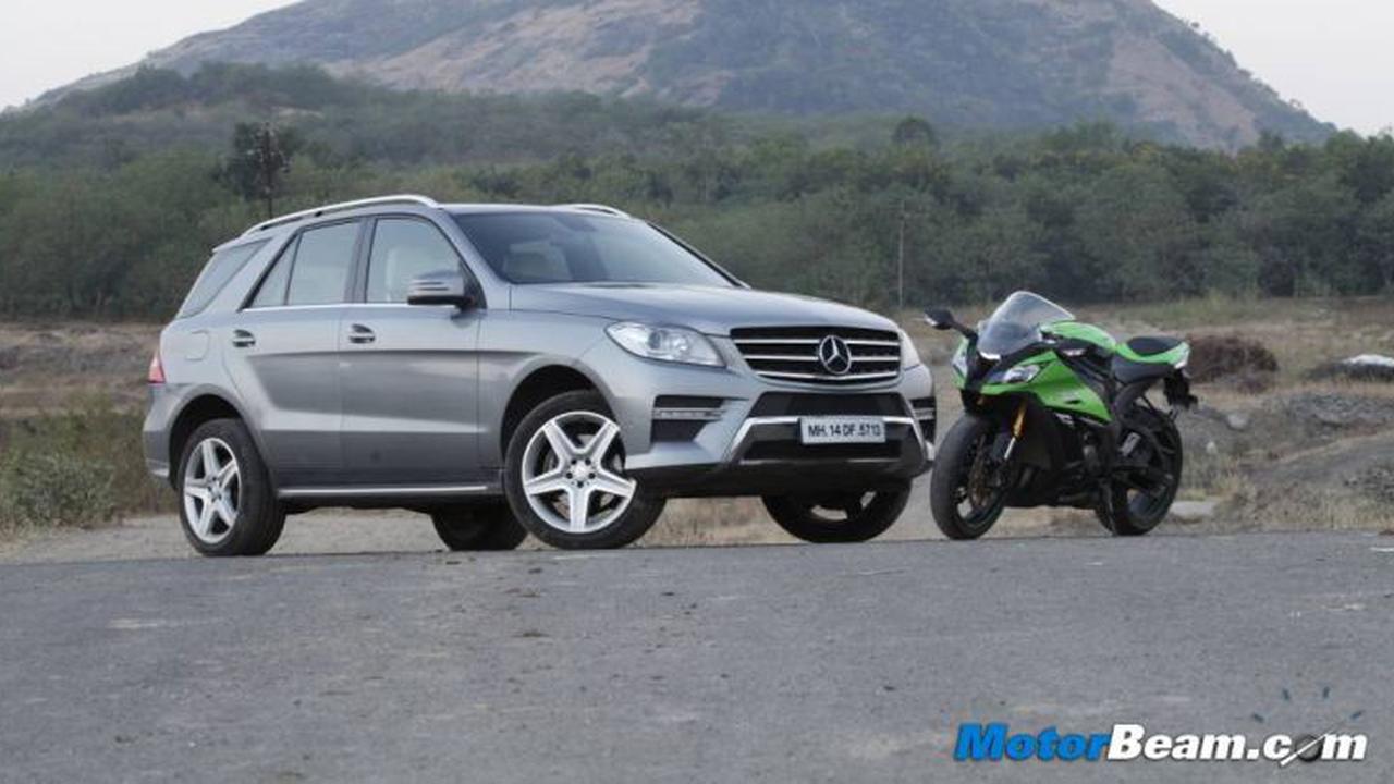 5 Alasan Menggunakan Motor Nampak Lebih Keren Dibanding Mobil