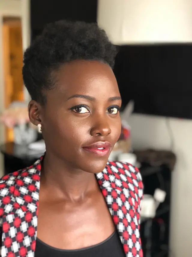[Bintang] Lupita Nyong'O
