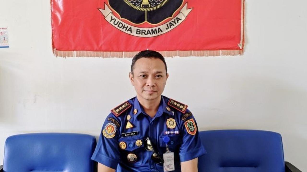 Kesiapsiagaan Damkar Kalsel: Siagakan Tim 24 Jam Antisipasi Karhutla Musim Kemarau