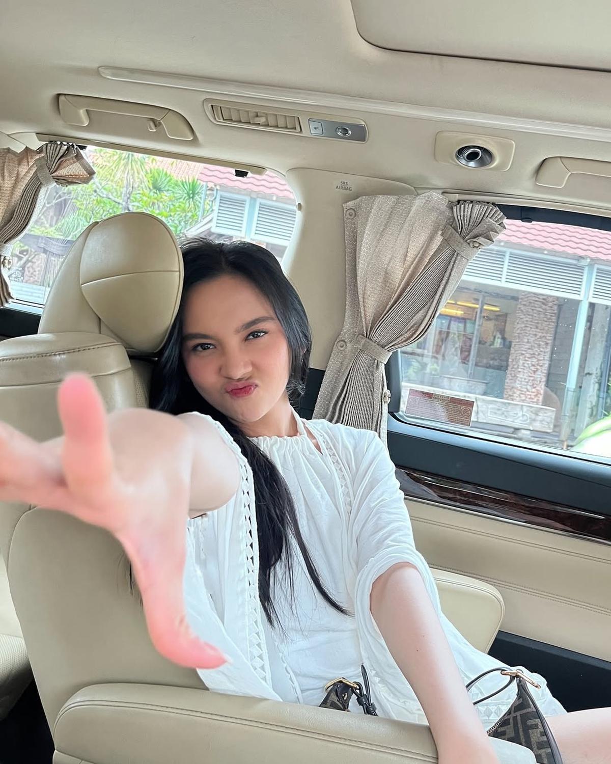 Randy Martin Bagikan Momen Liburan Romantis Bareng Lyodra, Momen Paling Ditunggu Netizen