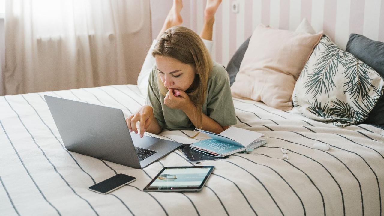 Cara Membuat Sertifikat di Word Beda Nama
