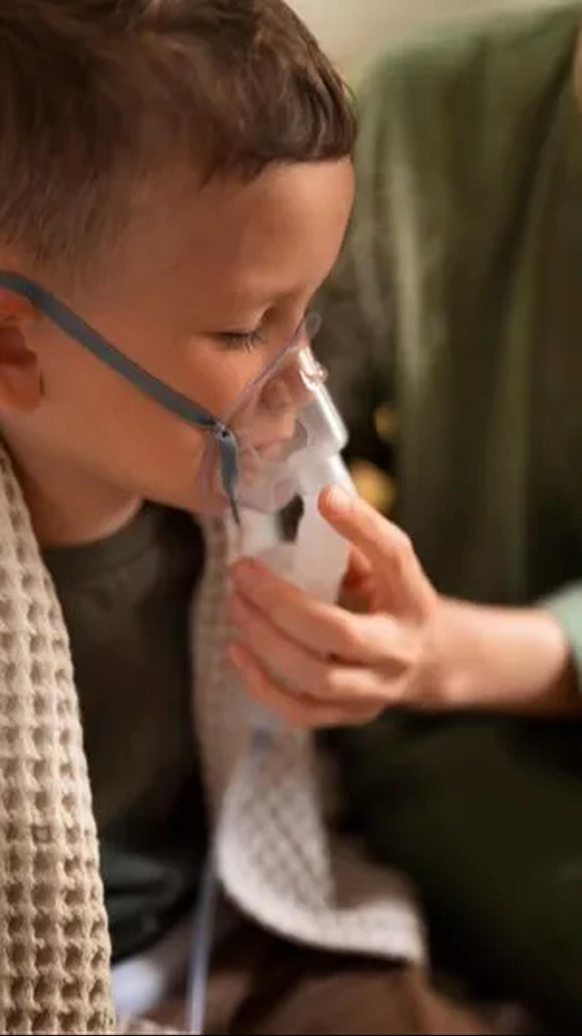 Faktor Risiko dan Komplikasi Pneumonia pada Anak