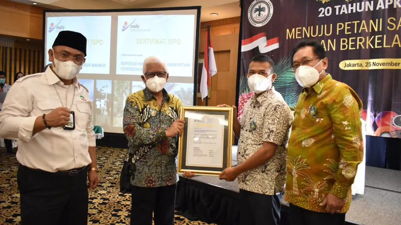 Penghargaan atas Dedikasi pada Petani Sawit Indonesia dari Jenderal Moeldoko