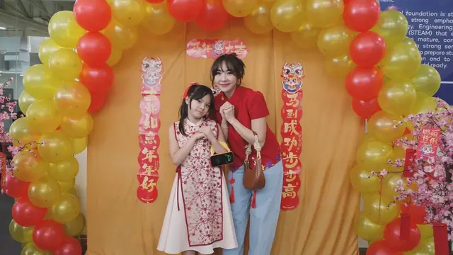 Serasi dan Penuh Cinta! Gaya Kompak Artis Ibu Tunggal Rayakan Imlek Bersama Buah Hati, Gisella Anastasia hingga Rachel Vennya