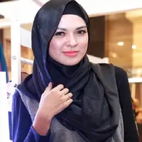 Delia Septianti lakukan operasi kista. (Fimela.com/Adrian Putra)