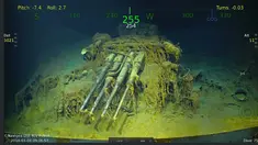 Tim penjelajah yang dipimpin oleh pendiri Microsoft, Paul Allen berhasil menemukan bangkai kapal induk Amerika Serikat (AS), USS Lexington, dari era Perang Dunia II di dasar Laut Coral, dekat lepas pantai Australia, Minggu (4/3). (STR/PAUL G. ALLEN/AFP)