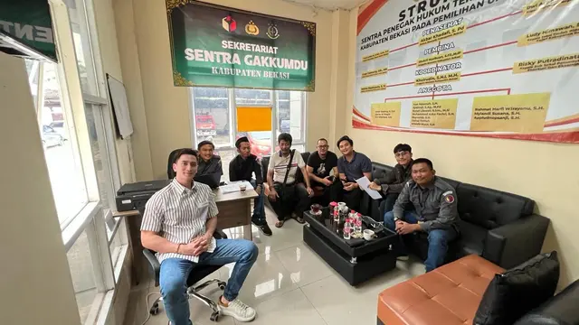 Verrell Bramasta memenuhi panggilan Bawaslu Cikarang, Senin (29/1/2024).