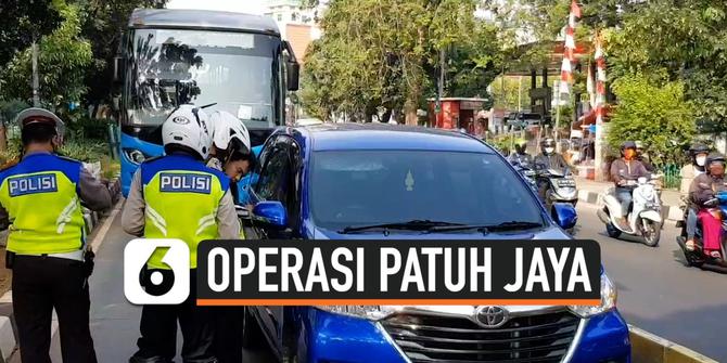 VIDEO: Operasi Patuh Jaya, Pengendara Buang Surat Tilang Polisi