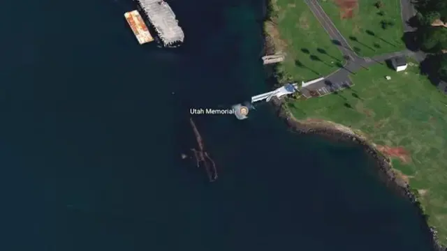 Penampakan kapal karam melalui Google Earth.