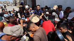 Badan Bantuan Perserikatan Bangsa Bangsa (PBB) untuk Pengungsi Palestina di Kawasan Timur Tengah (UNRWA), Minggu (27/4/2025), mengatakan bahwa persediaan tepung di Gaza telah menipis. (Eyad BABA/AFP)