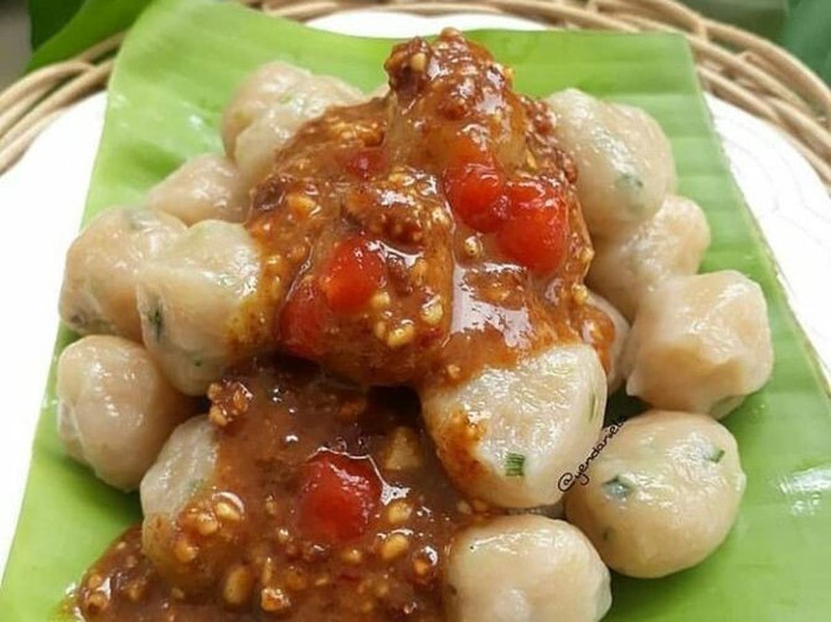 <b>6. Resep Cilok Bumbu Kacang Goreng</b>
